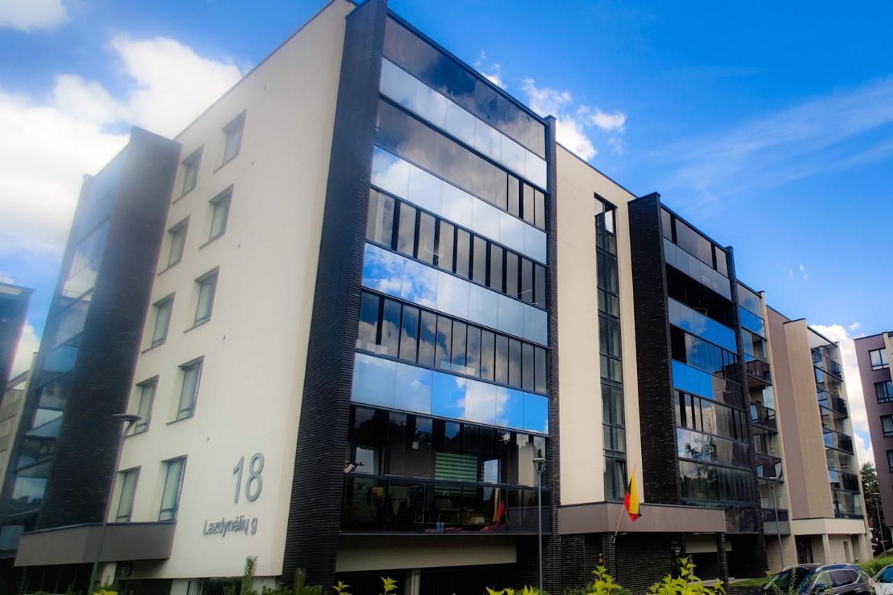 Erdvi Studija Spacious Studio Apartment Self Check In Vilnius Luaran gambar